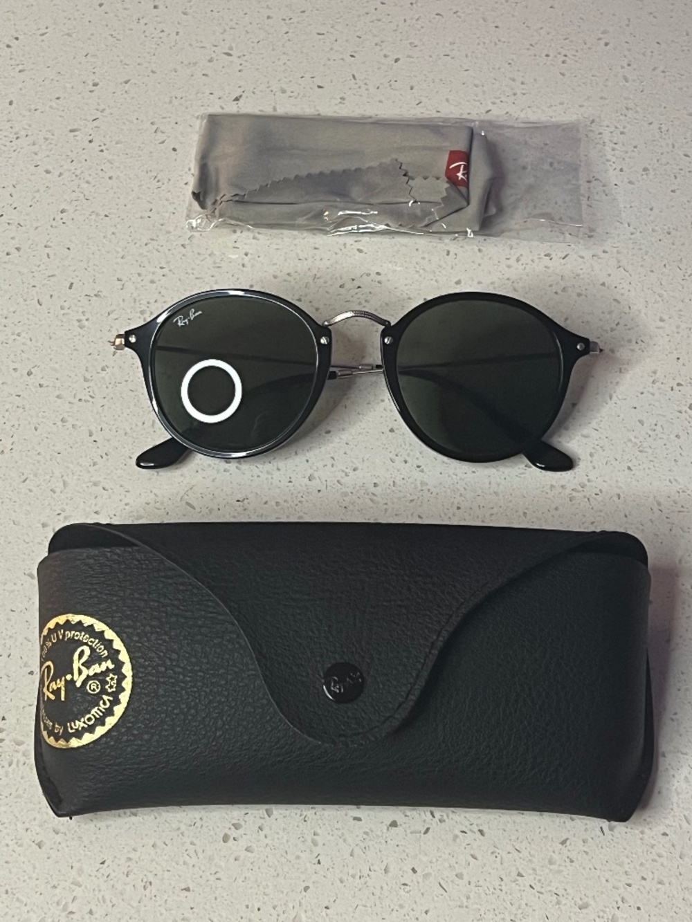 Vintage Ray-Ban Round Fleck (RB2447)